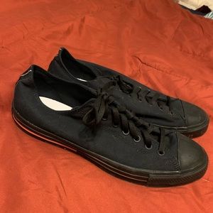 Men’s Black Converse